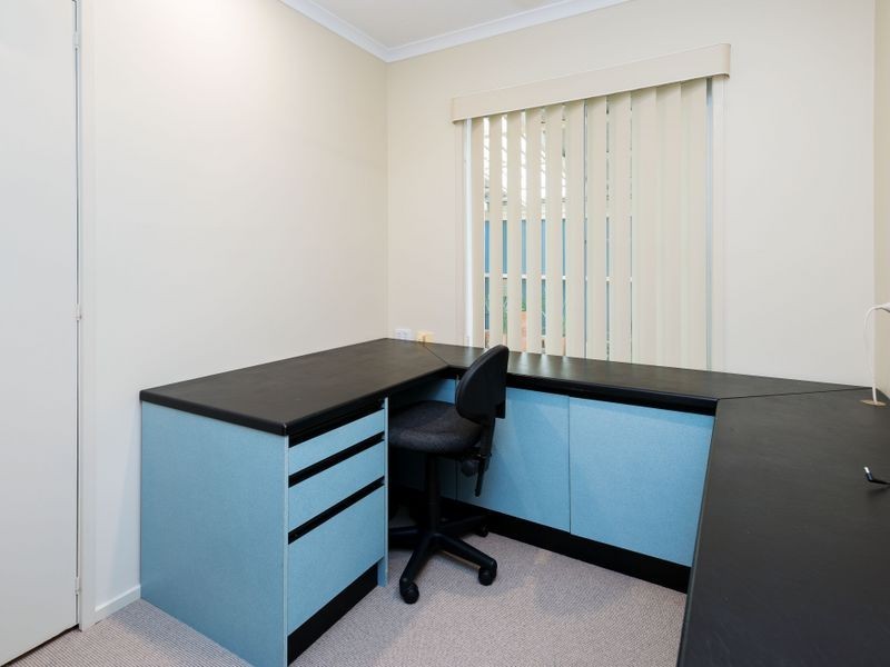 150 Paradise Parade, Paradise Point QLD 4216