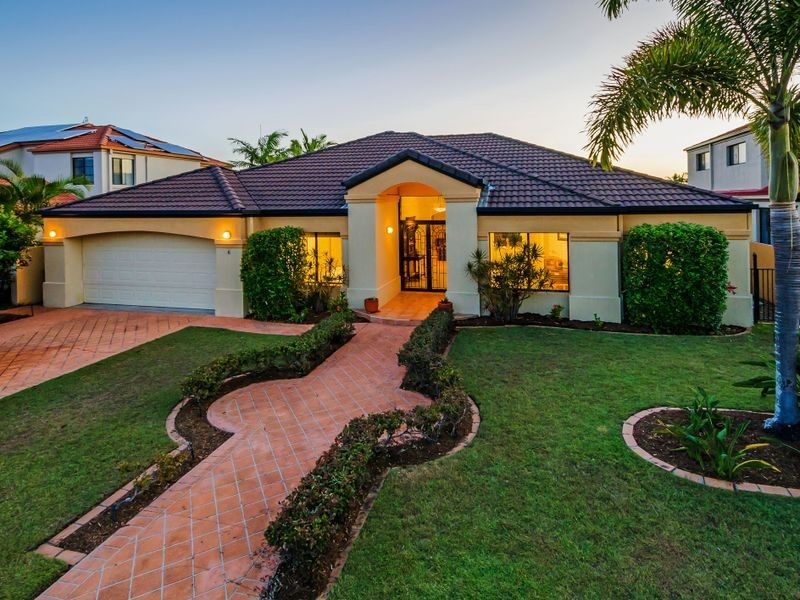 6 Champagne Boulevard, Helensvale QLD 4212