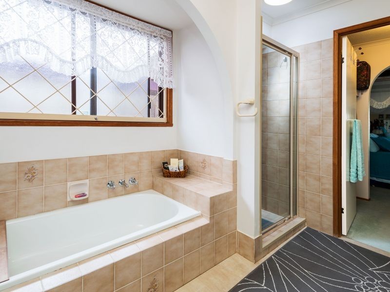 16 Ballard Place, Coombabah QLD 4216