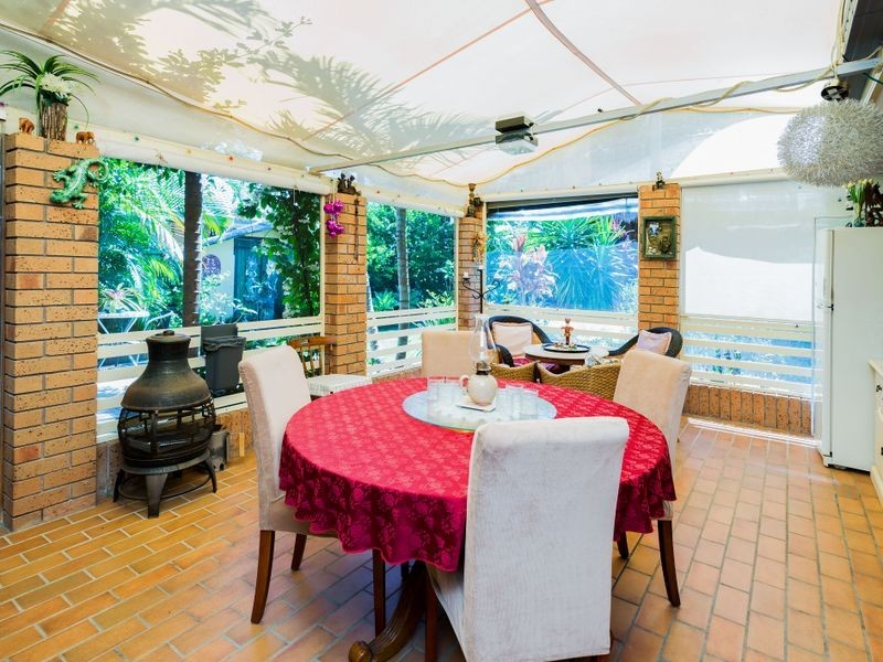 16 Ballard Place, Coombabah QLD 4216