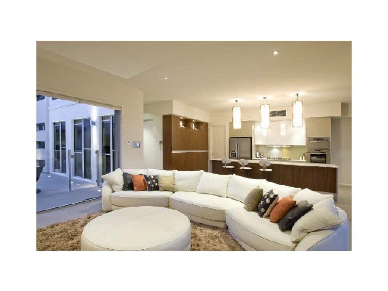 Hope Island QLD 4212