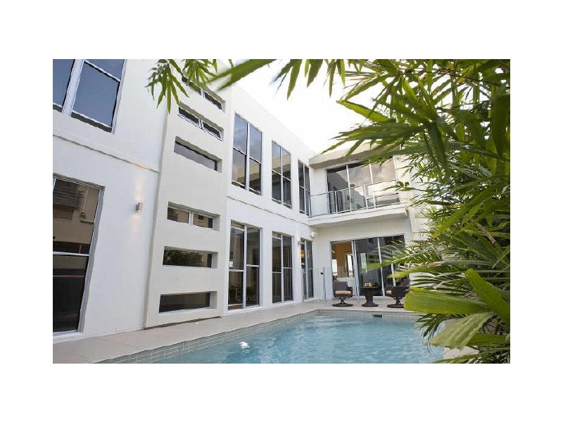 Hope Island QLD 4212