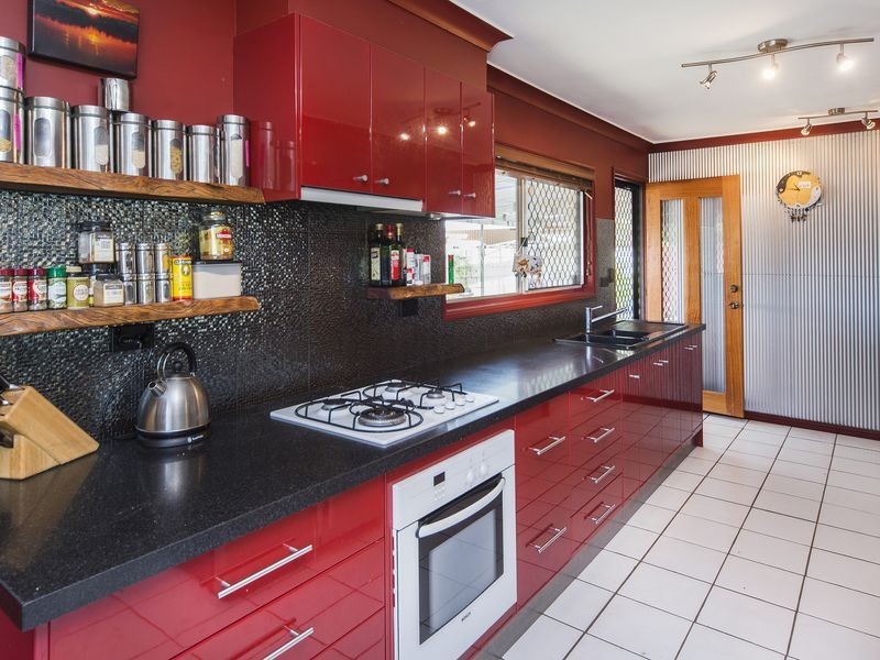 86 Jacaranda Avenue, Hollywell QLD 4216