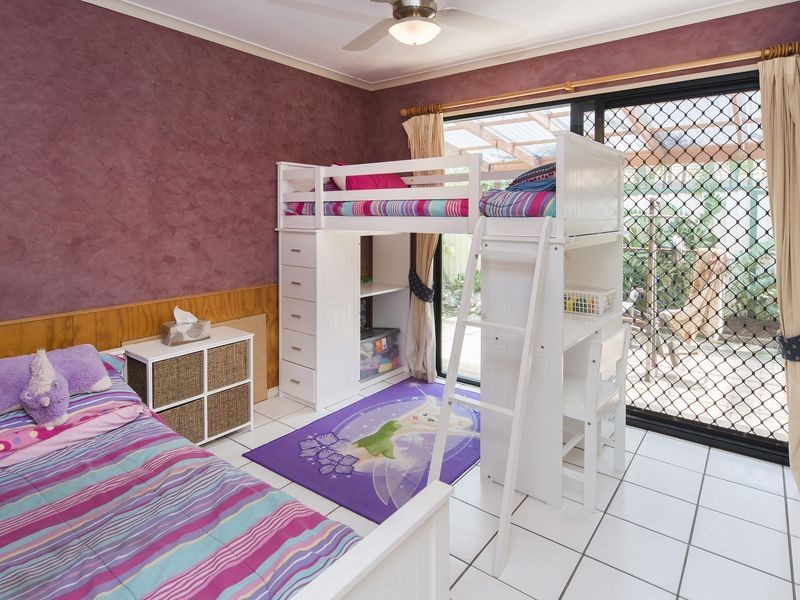 86 Jacaranda Avenue, Hollywell QLD 4216