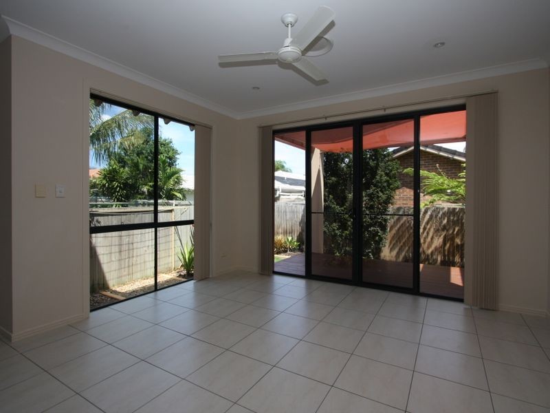 20A Killowill Avenue, Paradise Point QLD 4216