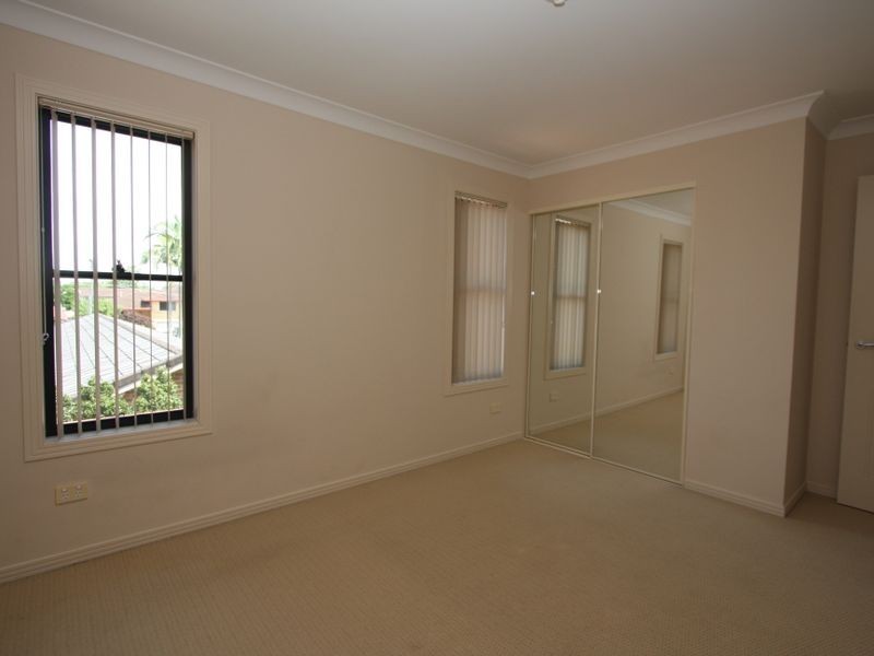 20A Killowill Avenue, Paradise Point QLD 4216