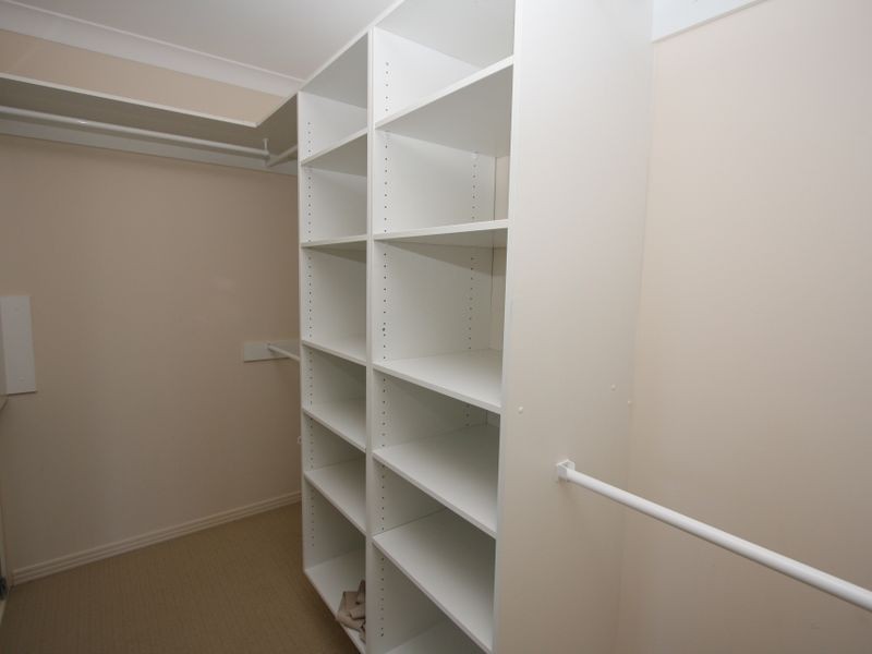 20A Killowill Avenue, Paradise Point QLD 4216