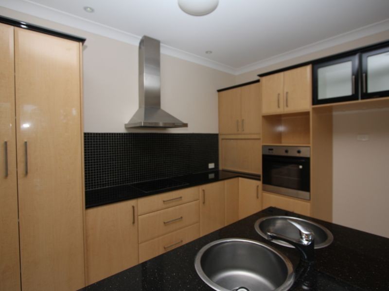 20A Killowill Avenue, Paradise Point QLD 4216