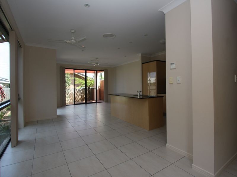 20A Killowill Avenue, Paradise Point QLD 4216