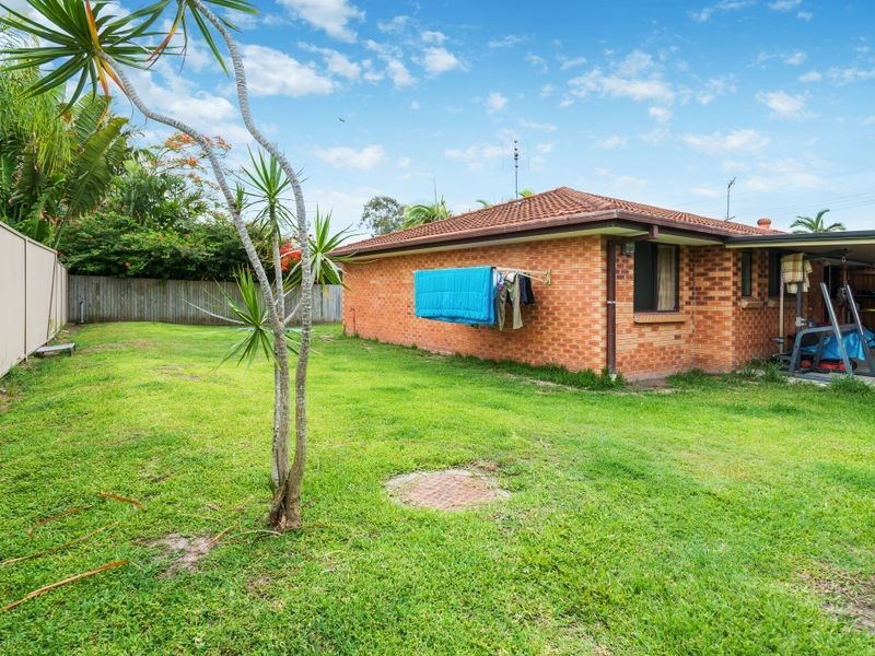 2/267 Government Road, Labrador QLD 4215
