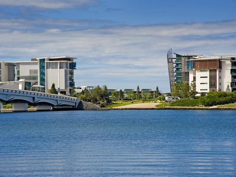 6203/2 Ephraim Island, Paradise Point QLD 4216