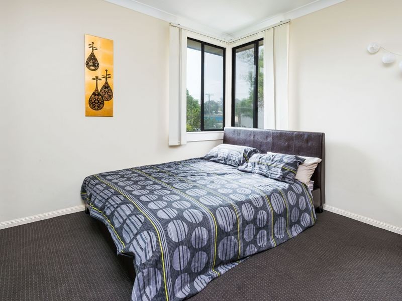 1/119 Minnie Street, Southport QLD 4215