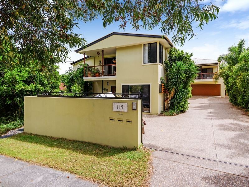 1/119 Minnie Street, Southport QLD 4215