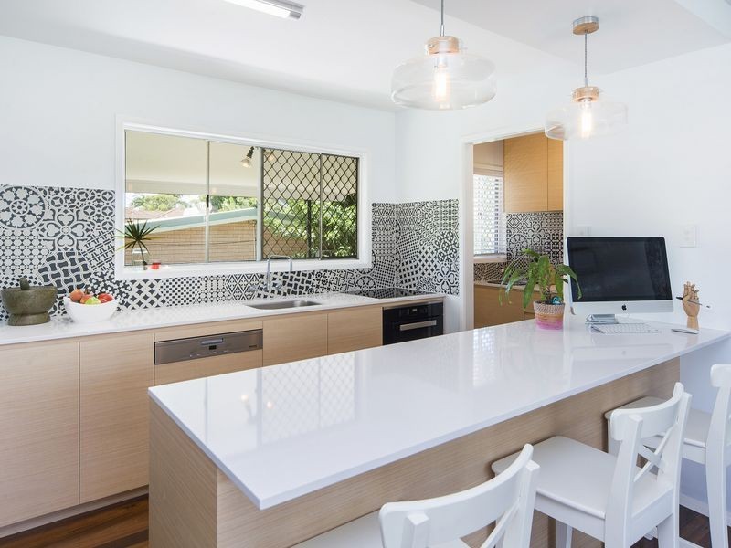 15 Wynflo Street, Labrador QLD 4215