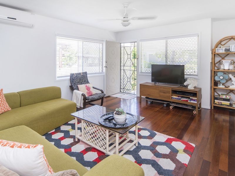 15 Wynflo Street, Labrador QLD 4215