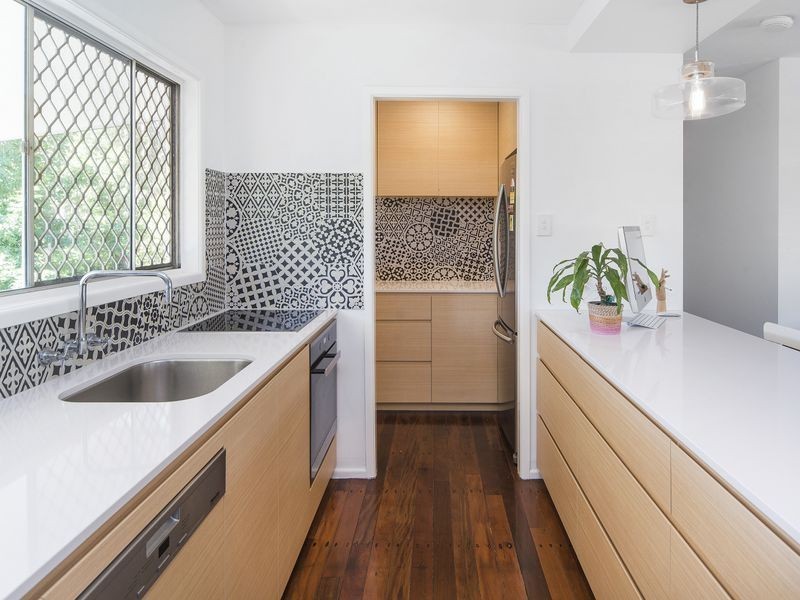 15 Wynflo Street, Labrador QLD 4215