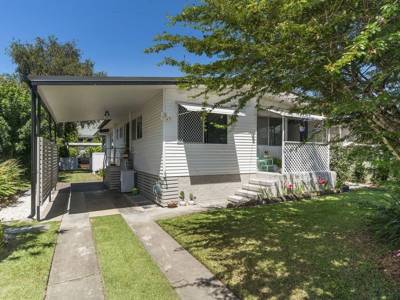 15 Wynflo Street, Labrador QLD 4215