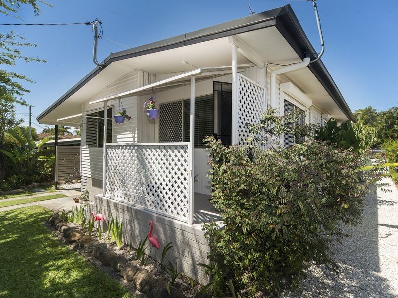 15 Wynflo Street, Labrador QLD 4215