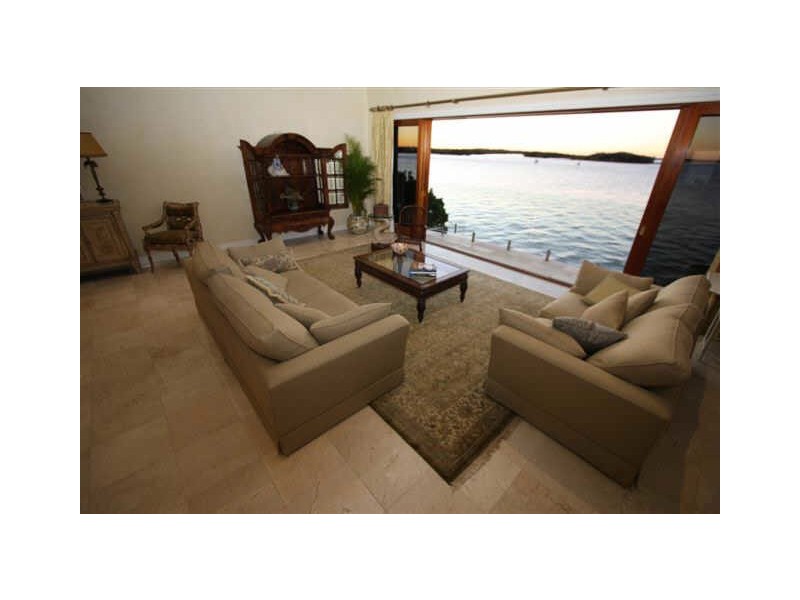 12 KNIGHTSBRIDGE PARADE EAST, Sovereign Islands QLD 4216