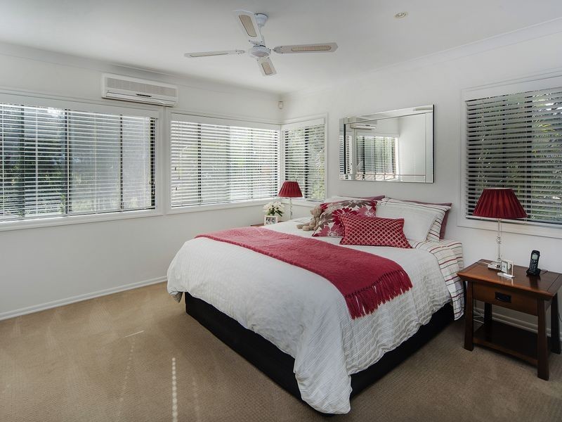 27 Shinnecock Close, Hope Island QLD 4212