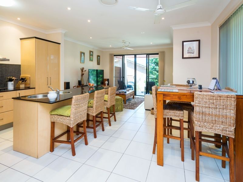 20B Killowill Avenue, Paradise Point QLD 4216