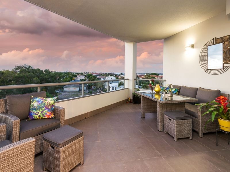 23T/28 Bayview Street, Runaway Bay QLD 4216