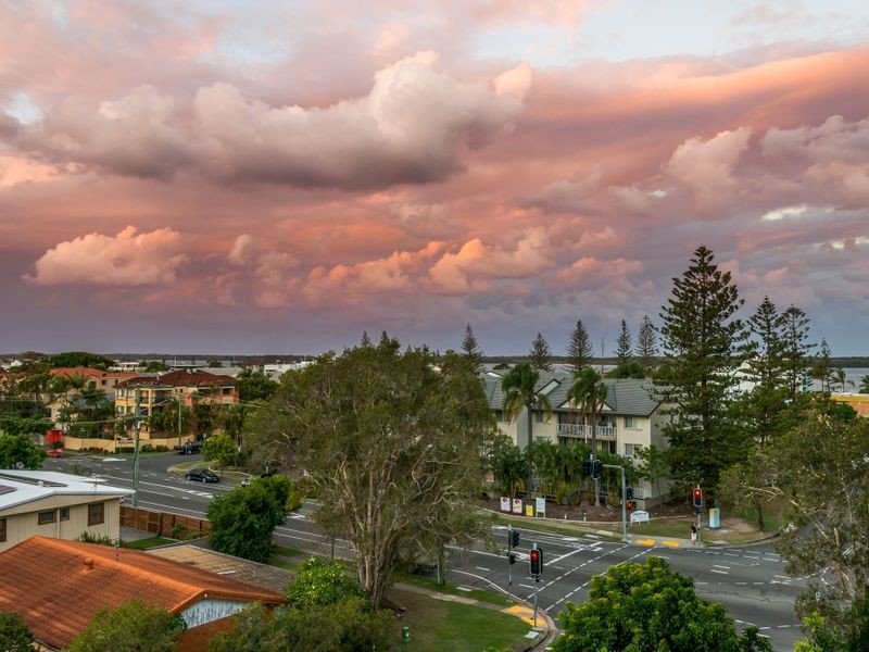 23T/28 Bayview Street, Runaway Bay QLD 4216