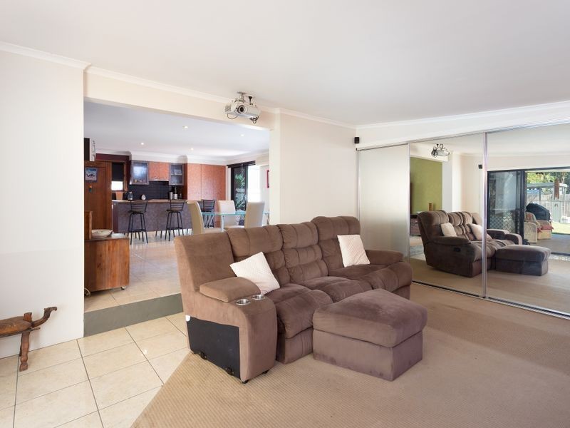 45 Iando Street, Coombabah QLD 4216