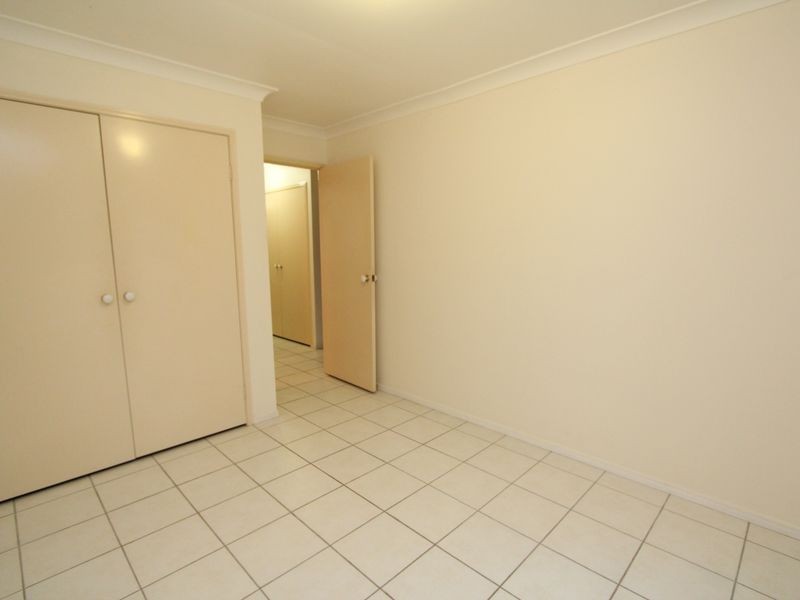 2/133 Government Road, Labrador QLD 4215