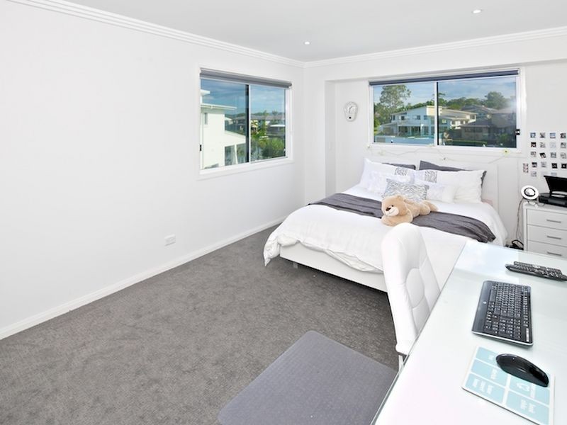 19 North Quay Drive, Biggera Waters QLD 4216