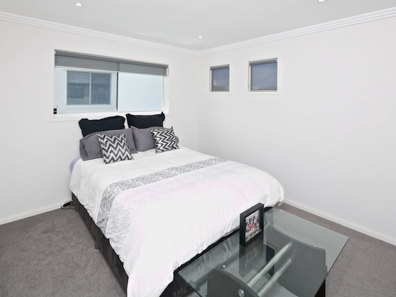 19 North Quay Drive, Biggera Waters QLD 4216
