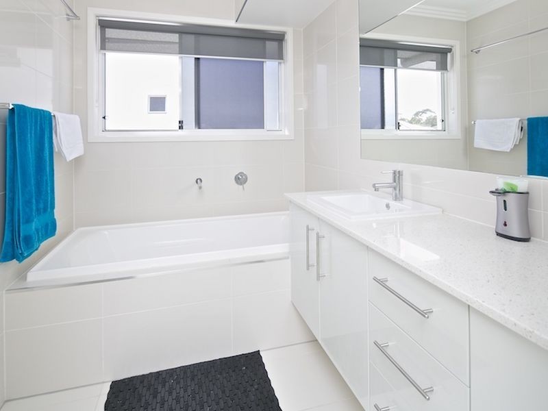 19 North Quay Drive, Biggera Waters QLD 4216