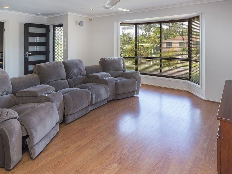 9 Lexington Drive, Worongary QLD 4213