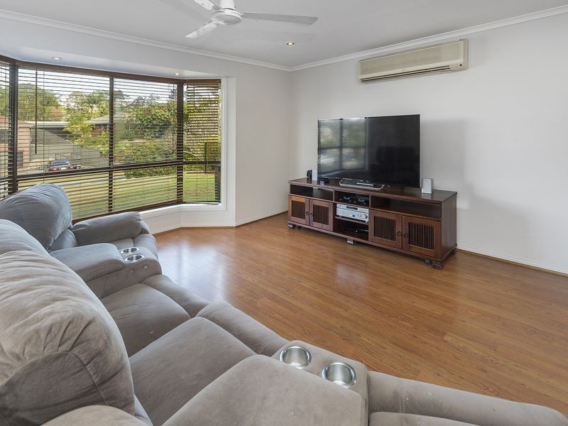 9 Lexington Drive, Worongary QLD 4213