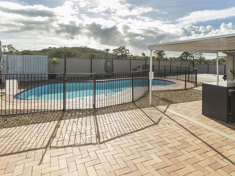 9 Lexington Drive, Worongary QLD 4213