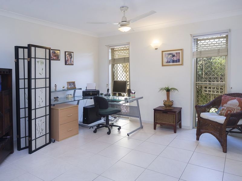 9 Laine Place, Coombabah QLD 4216