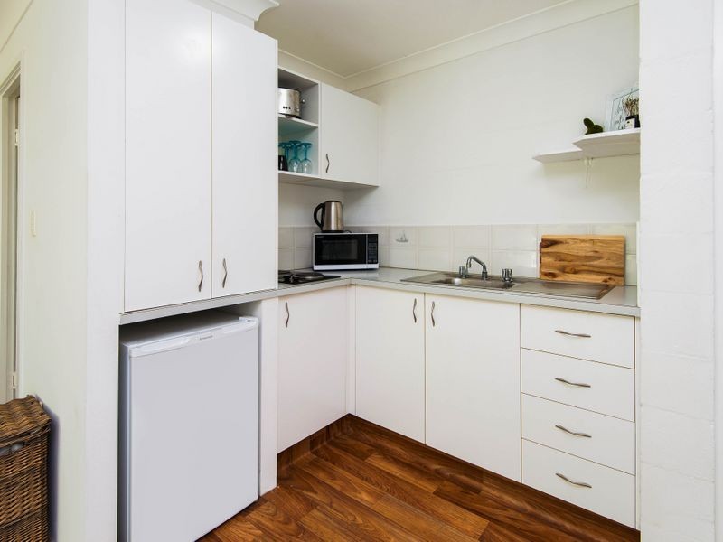 10/16-18 Abalone Avenue, Paradise Point QLD 4216