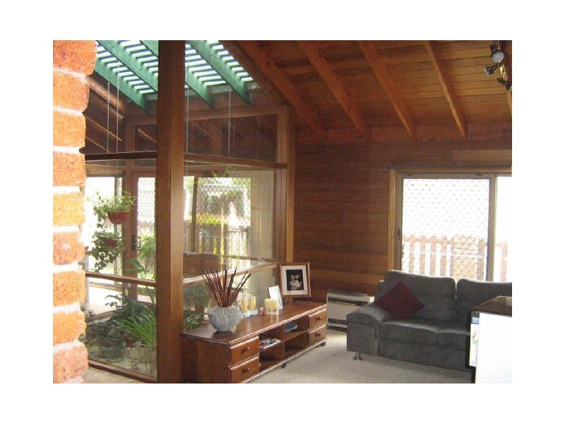 4 SEABREEZE STREET, Paradise Point QLD 4216
