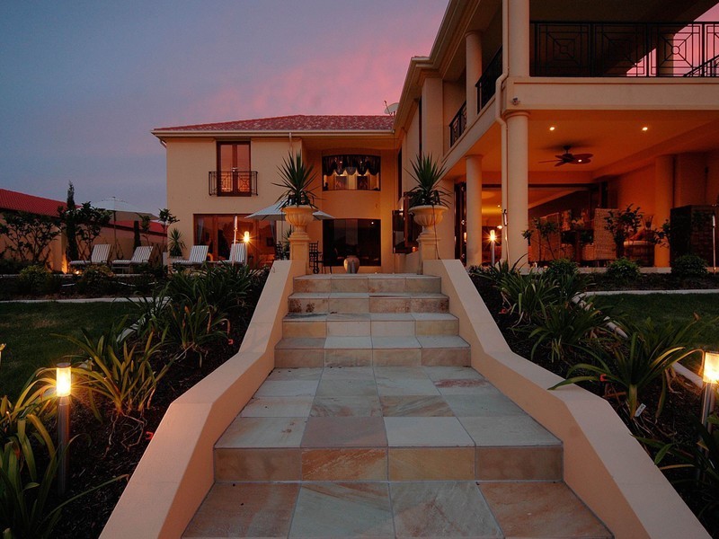 1160 Beechwood Drive, Hope Island QLD 4212