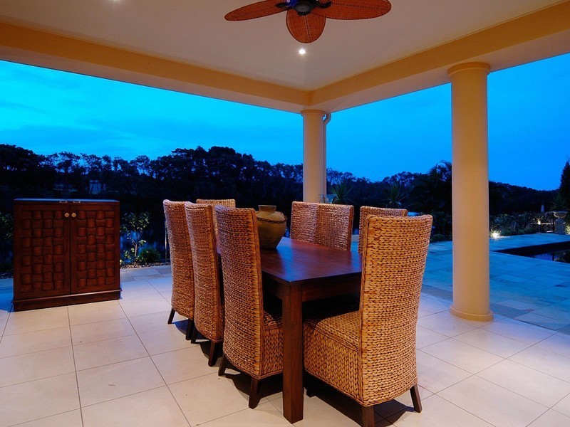 1160 Beechwood Drive, Hope Island QLD 4212