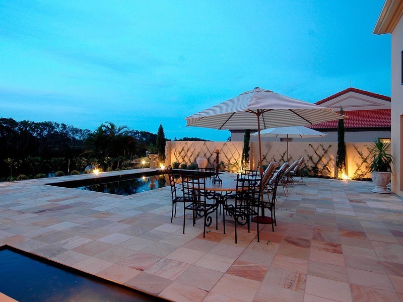 1160 Beechwood Drive, Hope Island QLD 4212