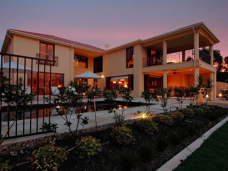 1160 Beechwood Drive, Hope Island QLD 4212