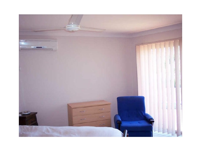 4/38 ABALONE AVENUE, Paradise Point QLD 4216