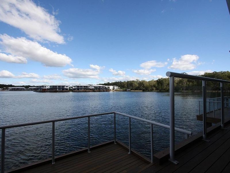 Coombabah QLD 4216