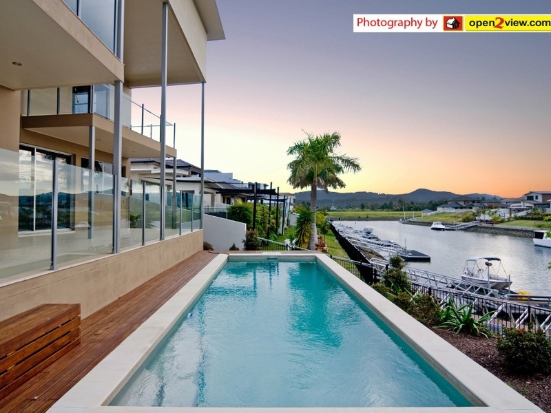 46 Coomera Court, Helensvale QLD 4212