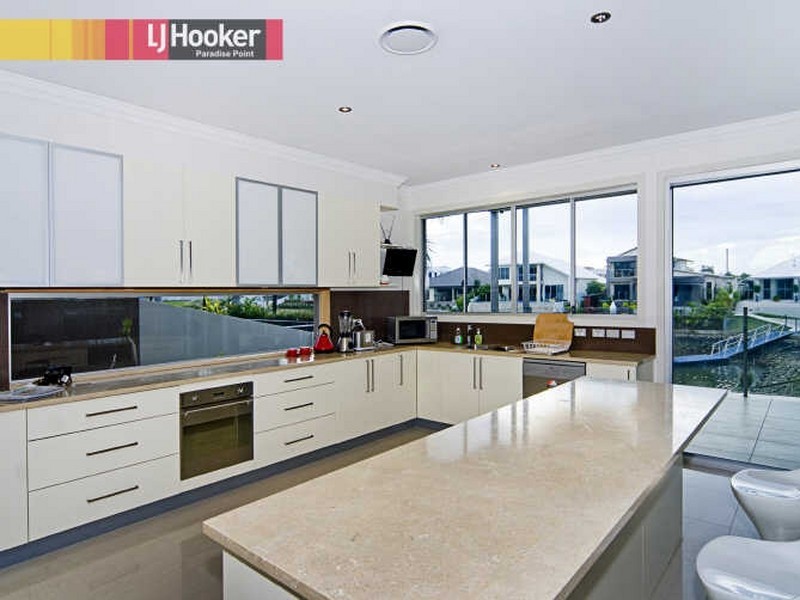 46 Coomera Court, Helensvale QLD 4212