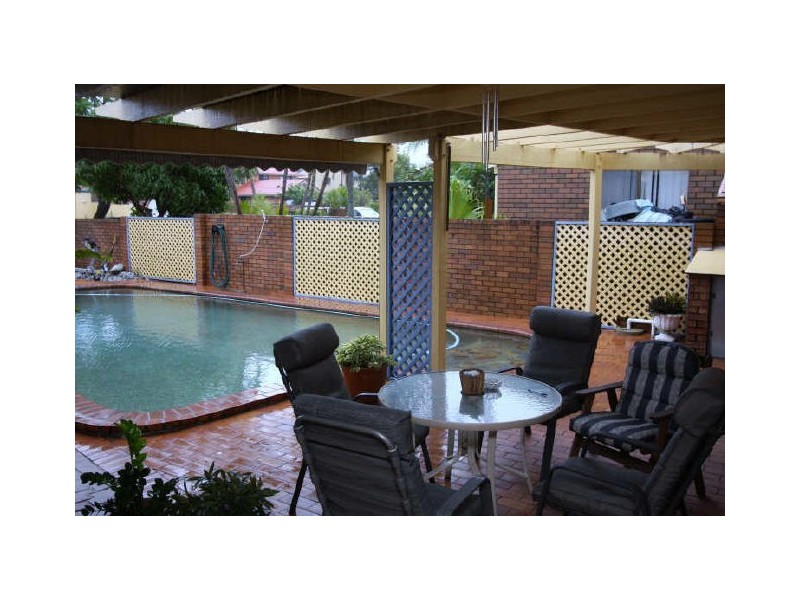 Paradise Point QLD 4216