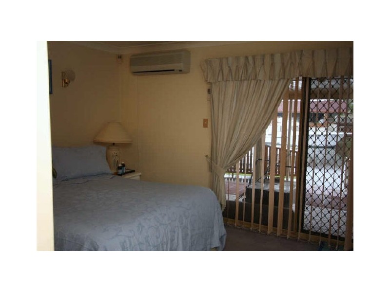 Paradise Point QLD 4216