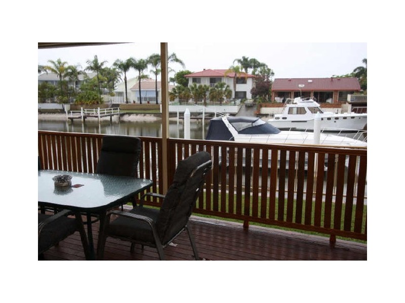 Paradise Point QLD 4216
