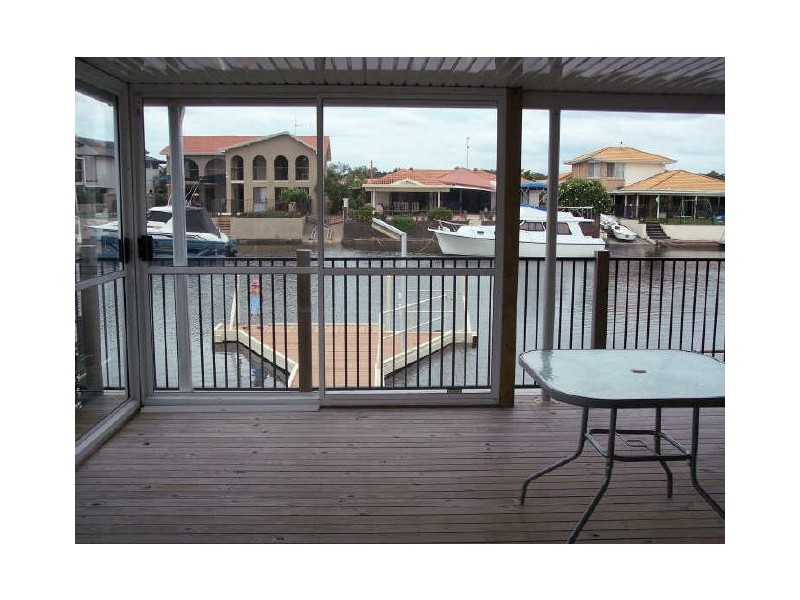 10 MATTHEW FLINDERS DRIVE, Hollywell QLD 4216